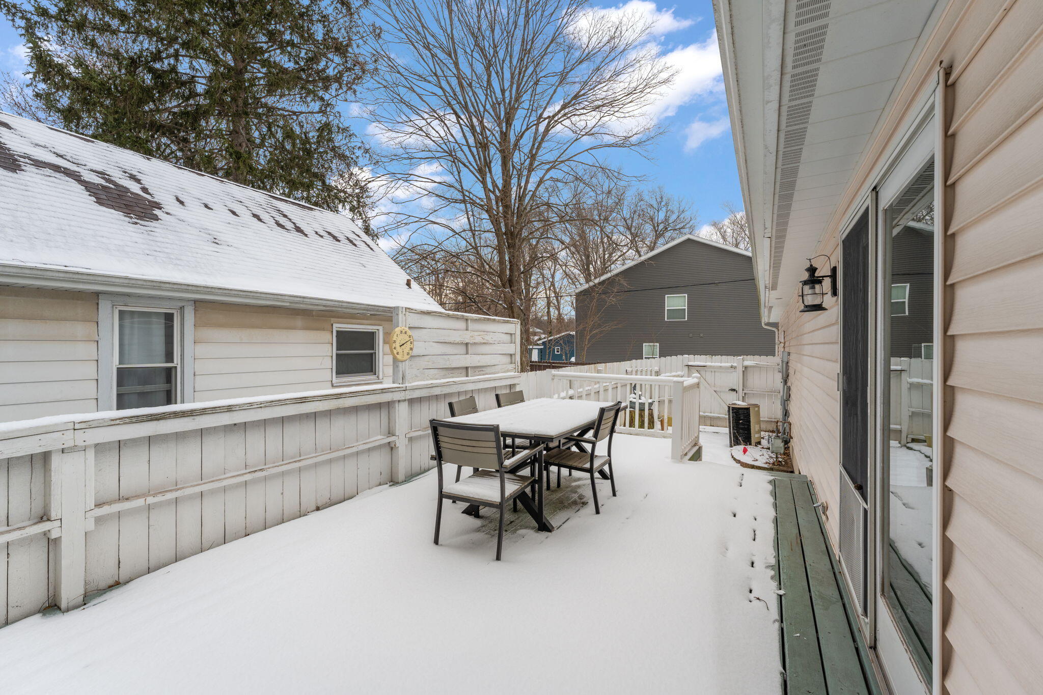 507 South 20th Street Chesterton, IN 46304 - Photo 19 of 27 a view of a patio with table and chairs