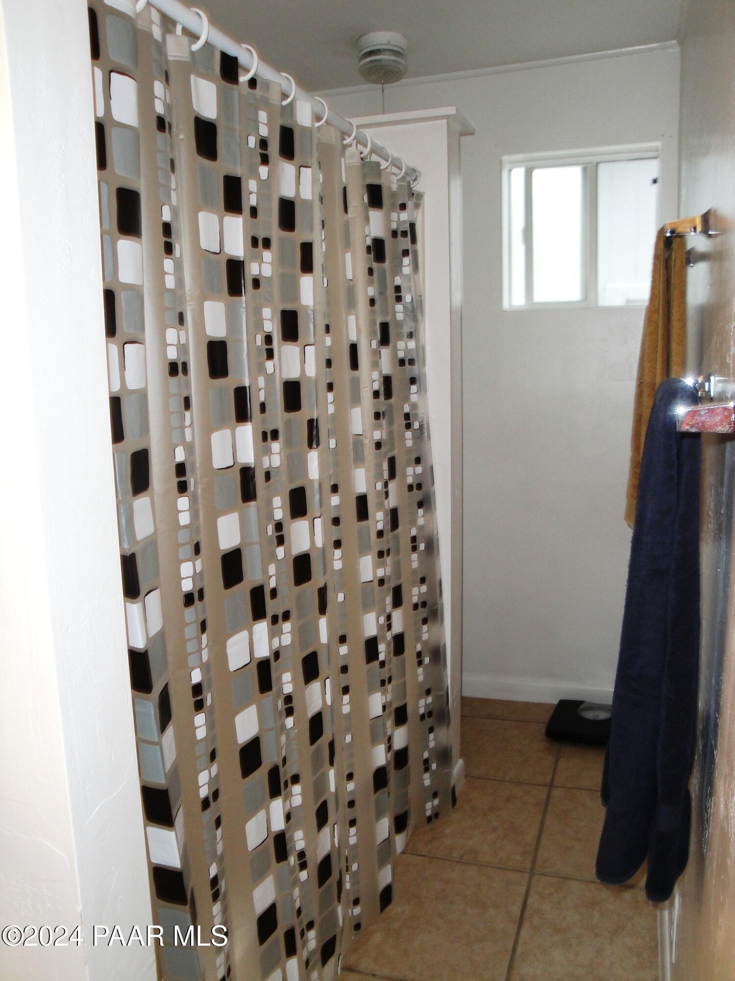 8215 Mather Road Kirkland, AZ 86332 - Photo 14 of 18 DSC04421 Mike6