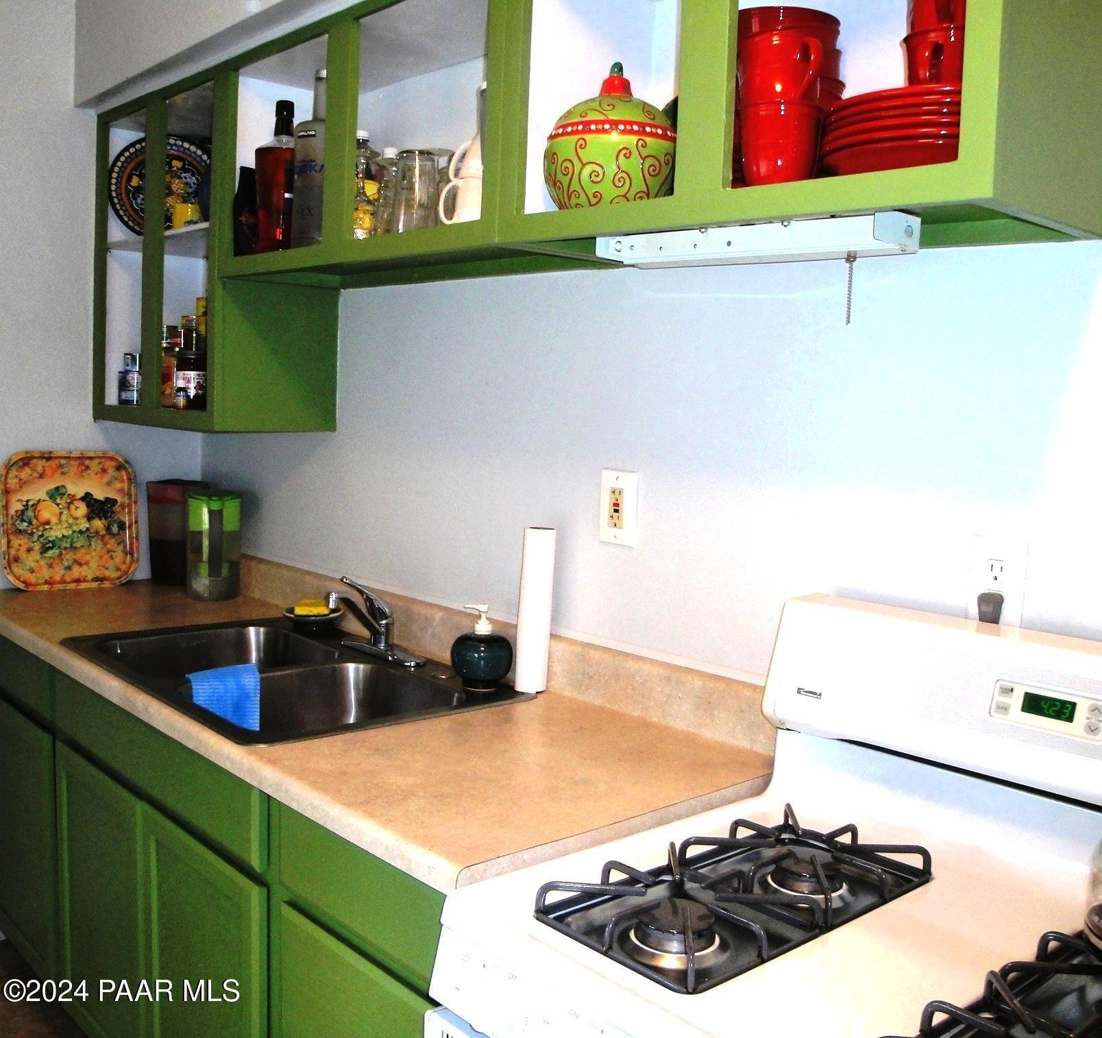 8215 Mather Road Kirkland, AZ 86332 - Photo 9 of 18 DSC04423 Mike7