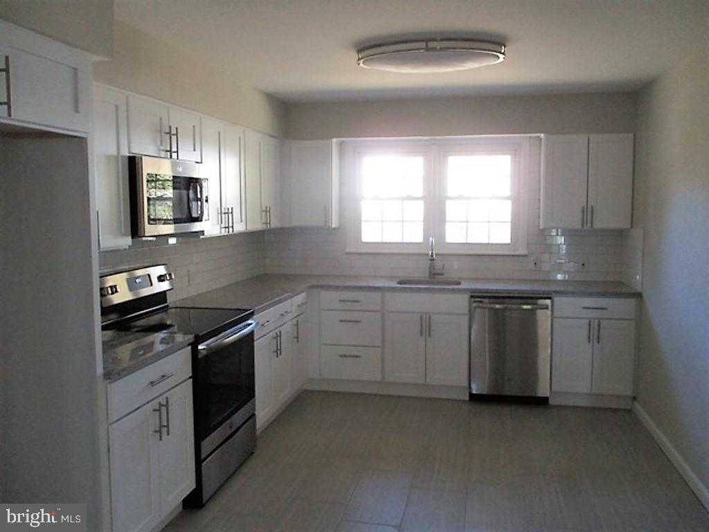 657 East Greenman Road Haddonfield, NJ 08033 - Photo 12 of 29 Gallery Image 12