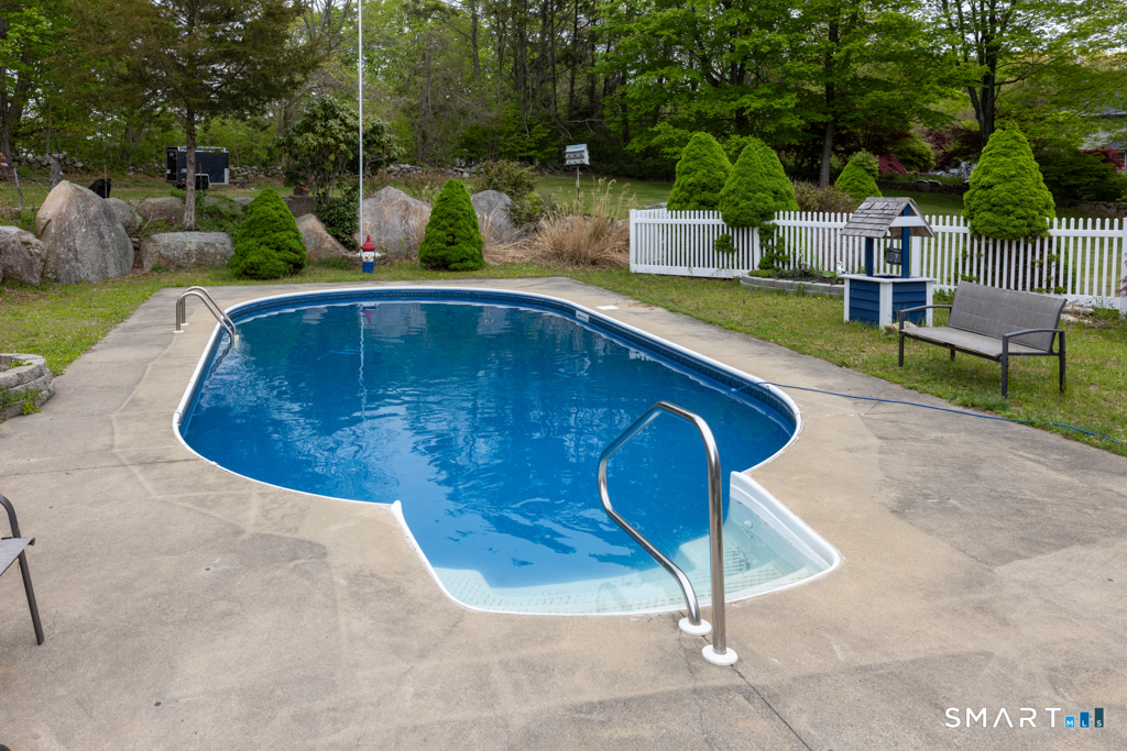 225 Lambtown Road Ledyard, CT 06339 - Photo 7 of 23