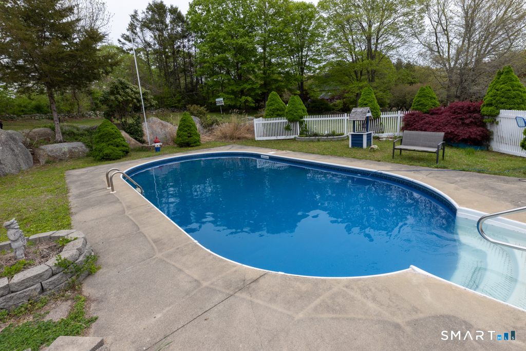 225 Lambtown Road Ledyard, CT 06339 - Photo 8 of 23