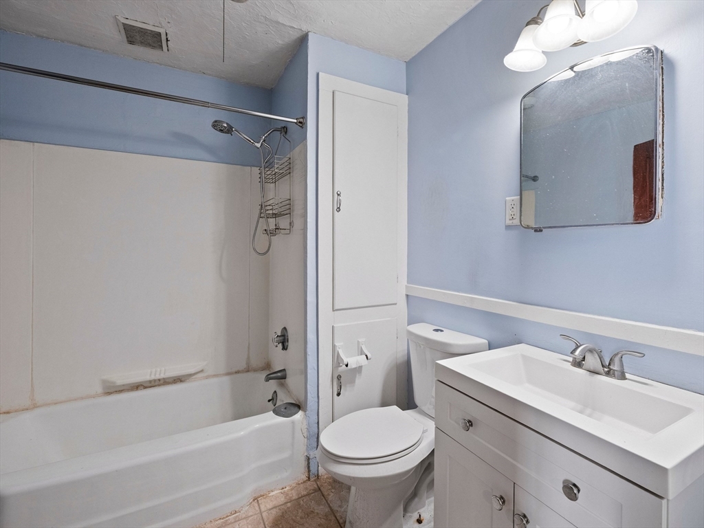 104 Great Road Maynard, MA 01754 - Photo 19 of 36