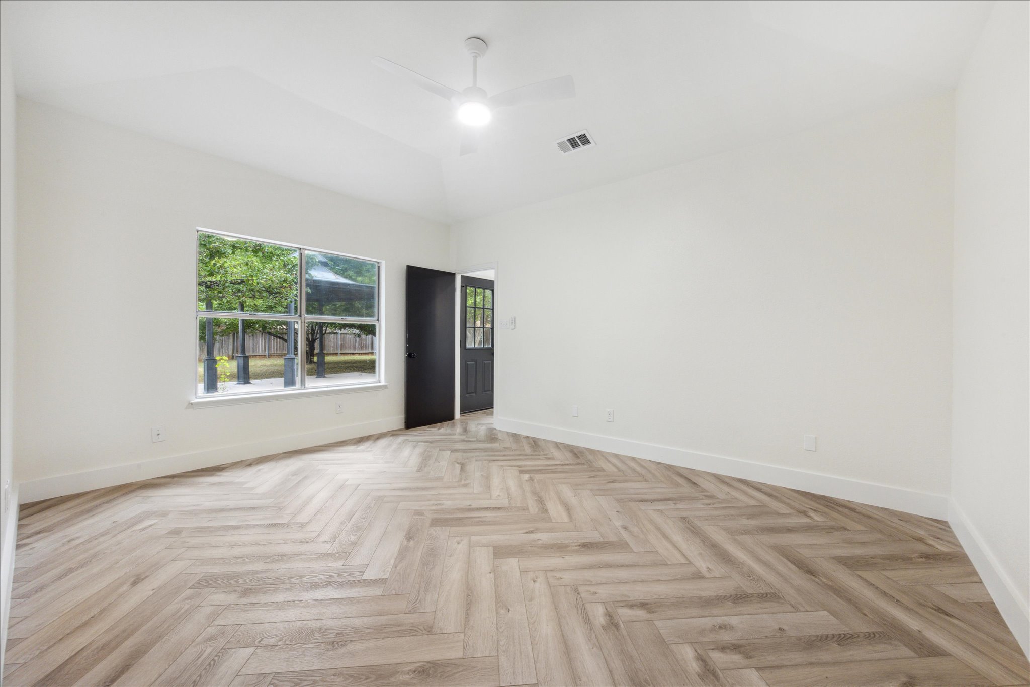 211 North Blue Ridge Parkway Cedar Park, TX 78613 - Photo 9 of 25