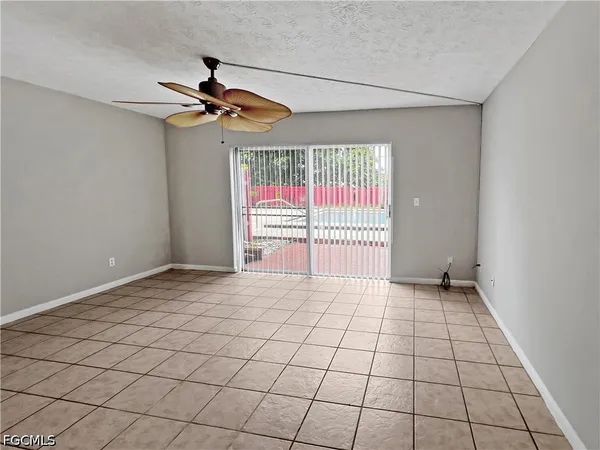 $1,199 | 1123 Southwest 48th Terrace, Unit 104, Cape Coral, FL 33914