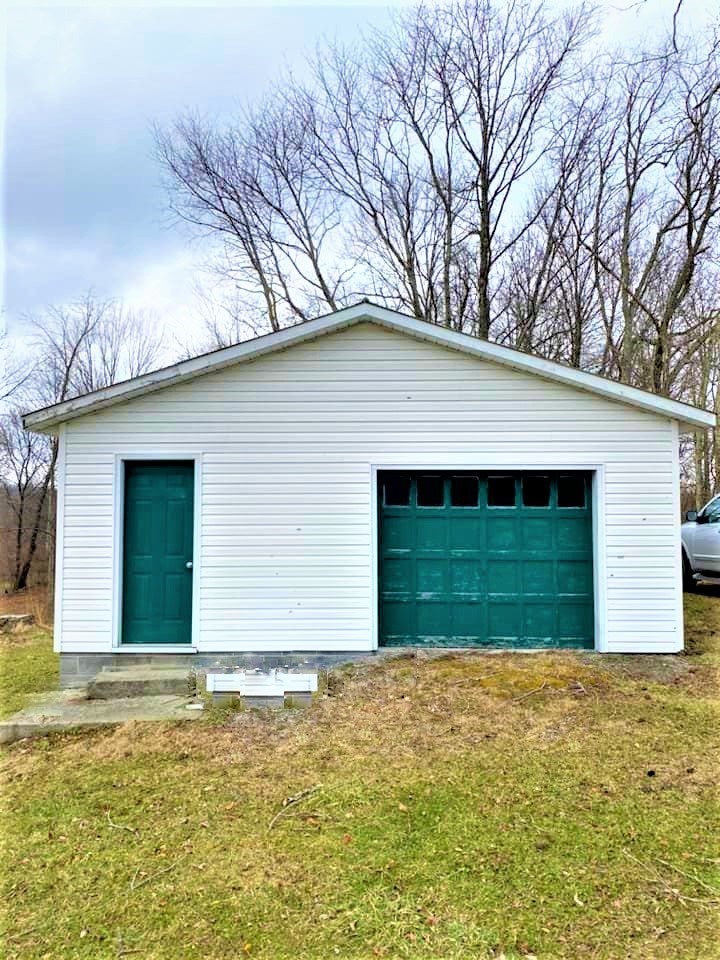 6452 Stinson Rdg Road Jewell Ridge, VA 24622 - Photo 3 of 29 Gallery Image 3