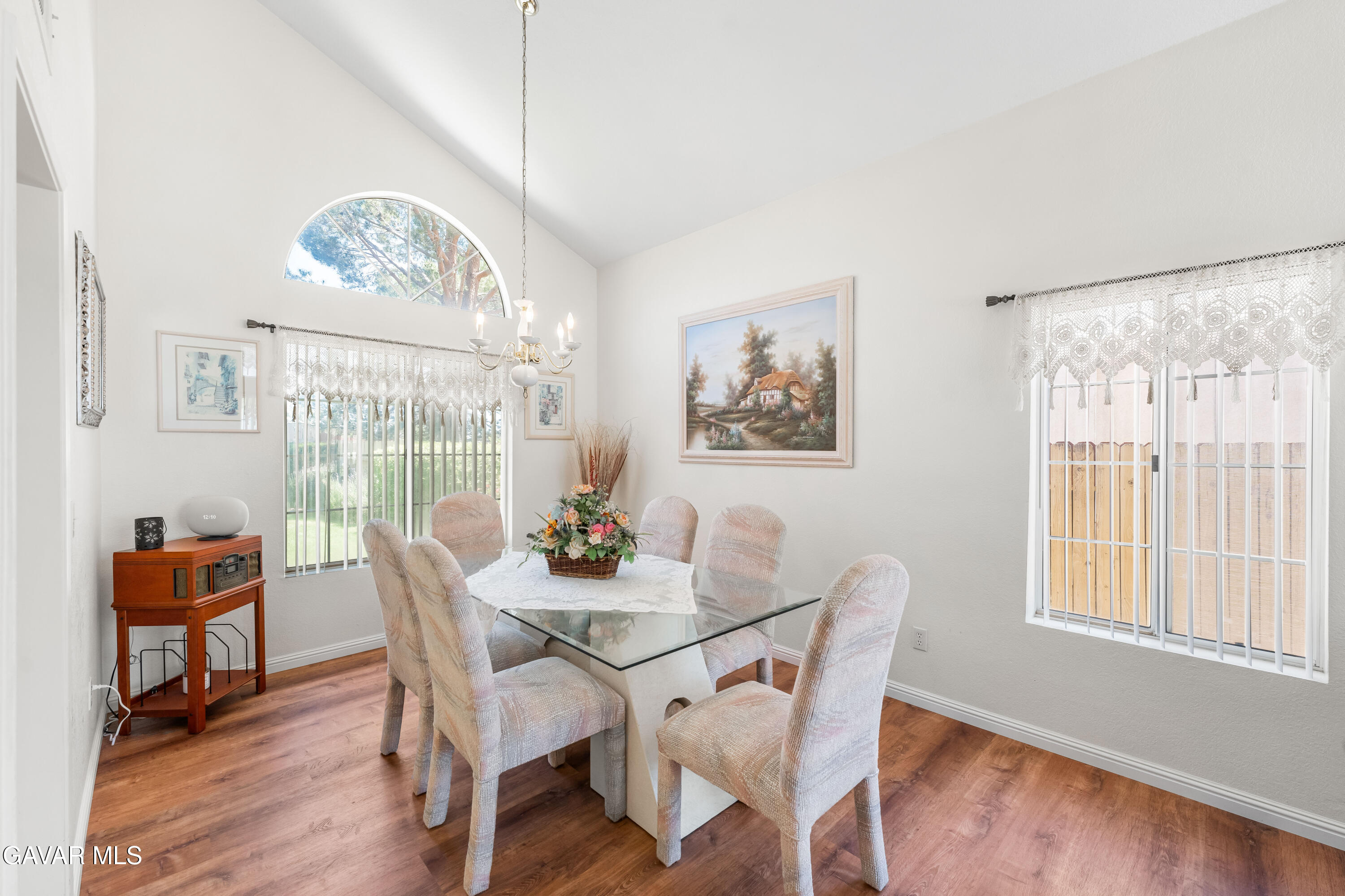 3167 Hampton Road Palmdale, CA 93551 - Photo 6 of 40 Hampton-10