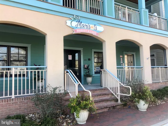 $565,000 | 4 Fountain Drive East, Unit 3D, Ocean City, MD 21842