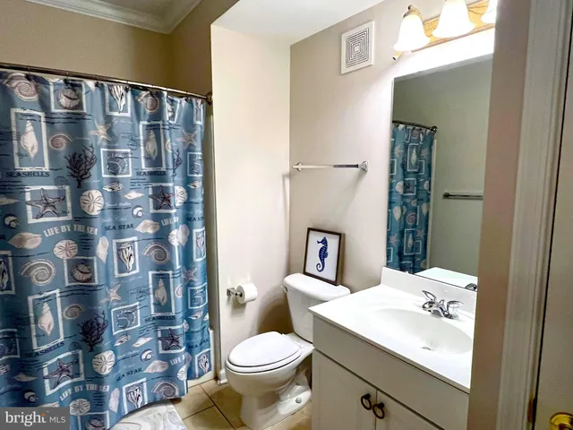 $565,000 | 4 Fountain Drive East, Unit 3D, Ocean City, MD 21842
