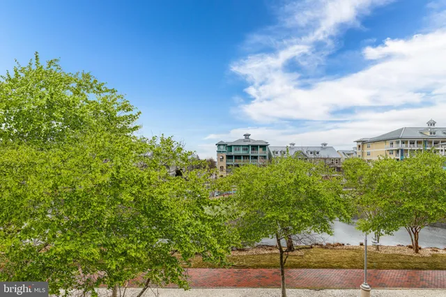 $565,000 | 4 Fountain Drive East, Unit 3D, Ocean City, MD 21842