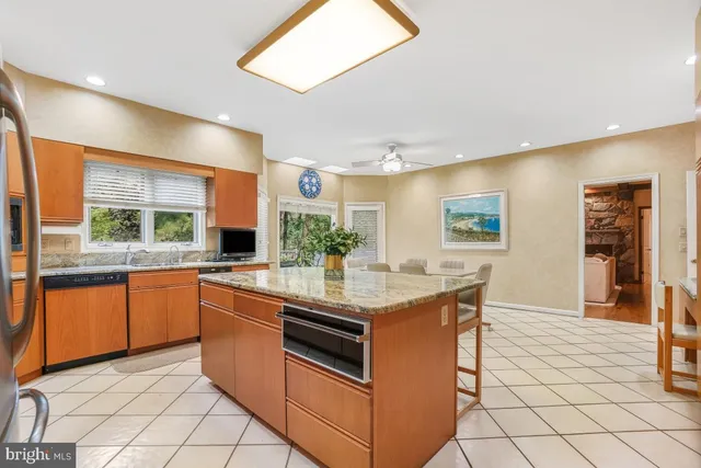 $1,849,000 | 11521 Twining Lane, Potomac, MD 20854