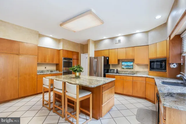 $1,849,000 | 11521 Twining Lane, Potomac, MD 20854