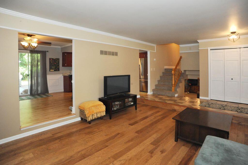 2129 Normandy Road Schererville, IN 46375 - Photo 3 of 27 1024x681