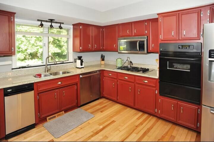 2129 Normandy Road Schererville, IN 46375 - Photo 5 of 27 720x479