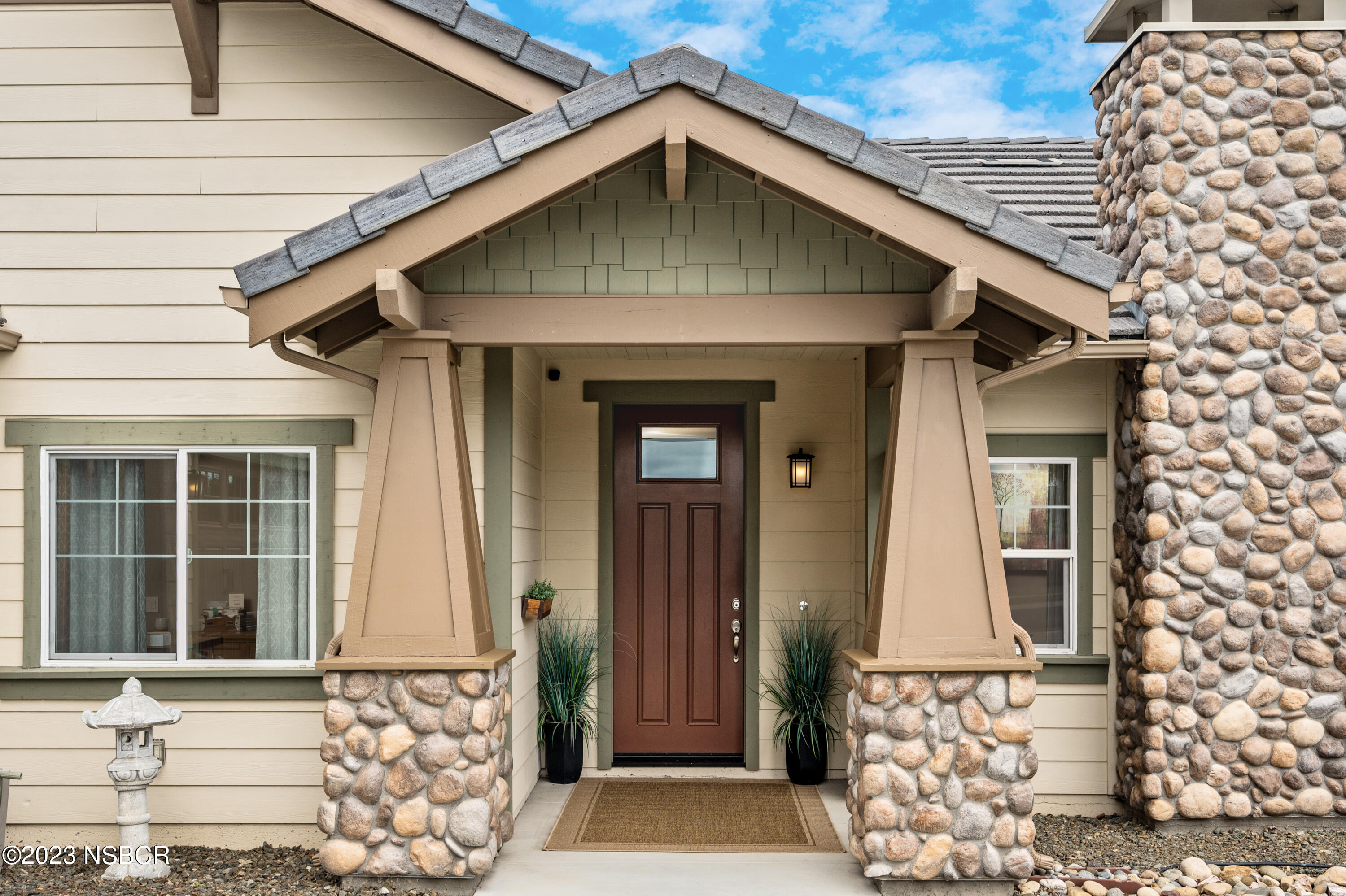 565 Oak Ridge Road Solvang, CA 93463 - Photo 3 of 31 565-oak-ridge-road-solvang-ca-3
