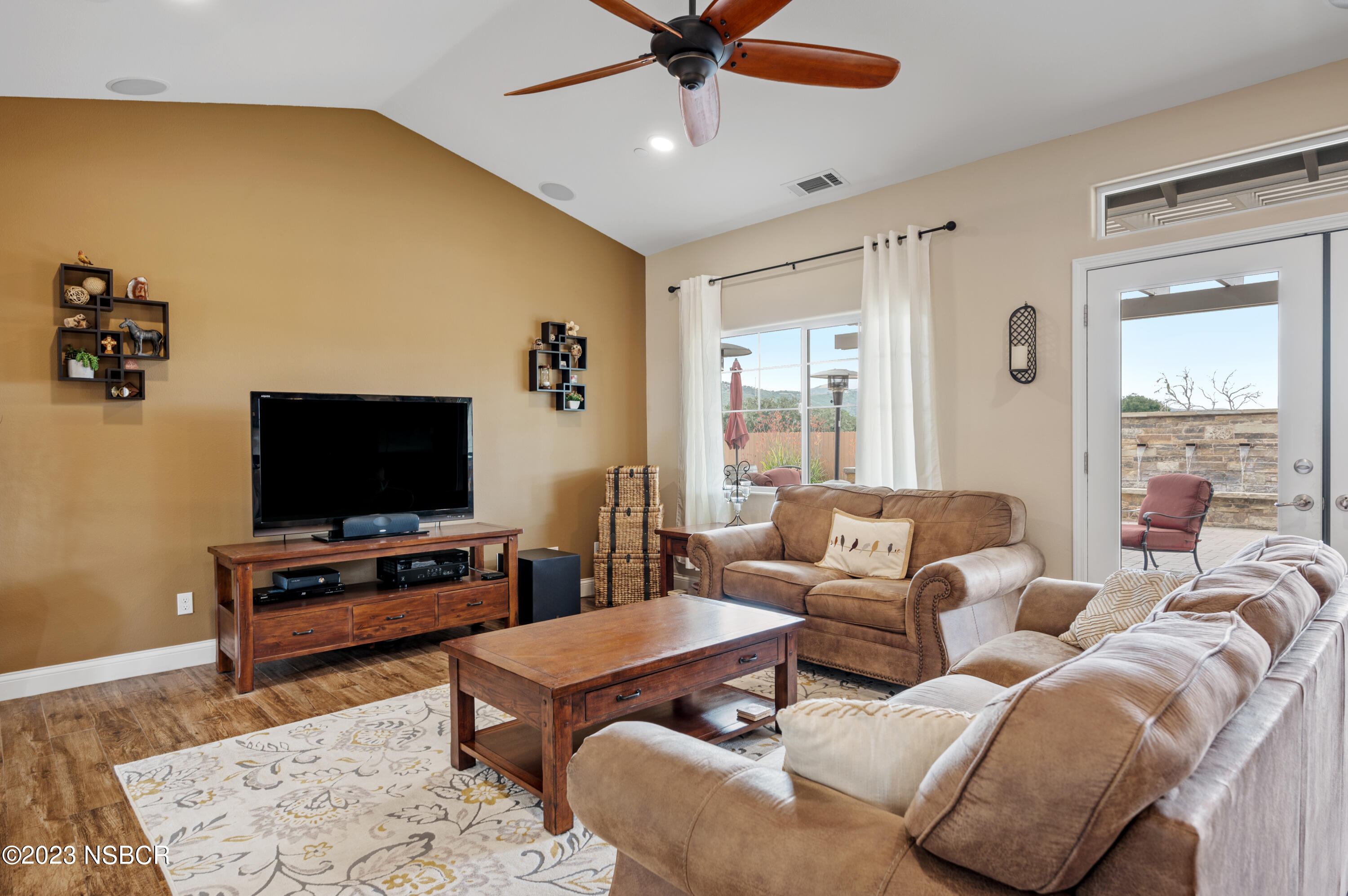 565 Oak Ridge Road Solvang, CA 93463 - Photo 9 of 31 565-oak-ridge-road-solvang-ca-17