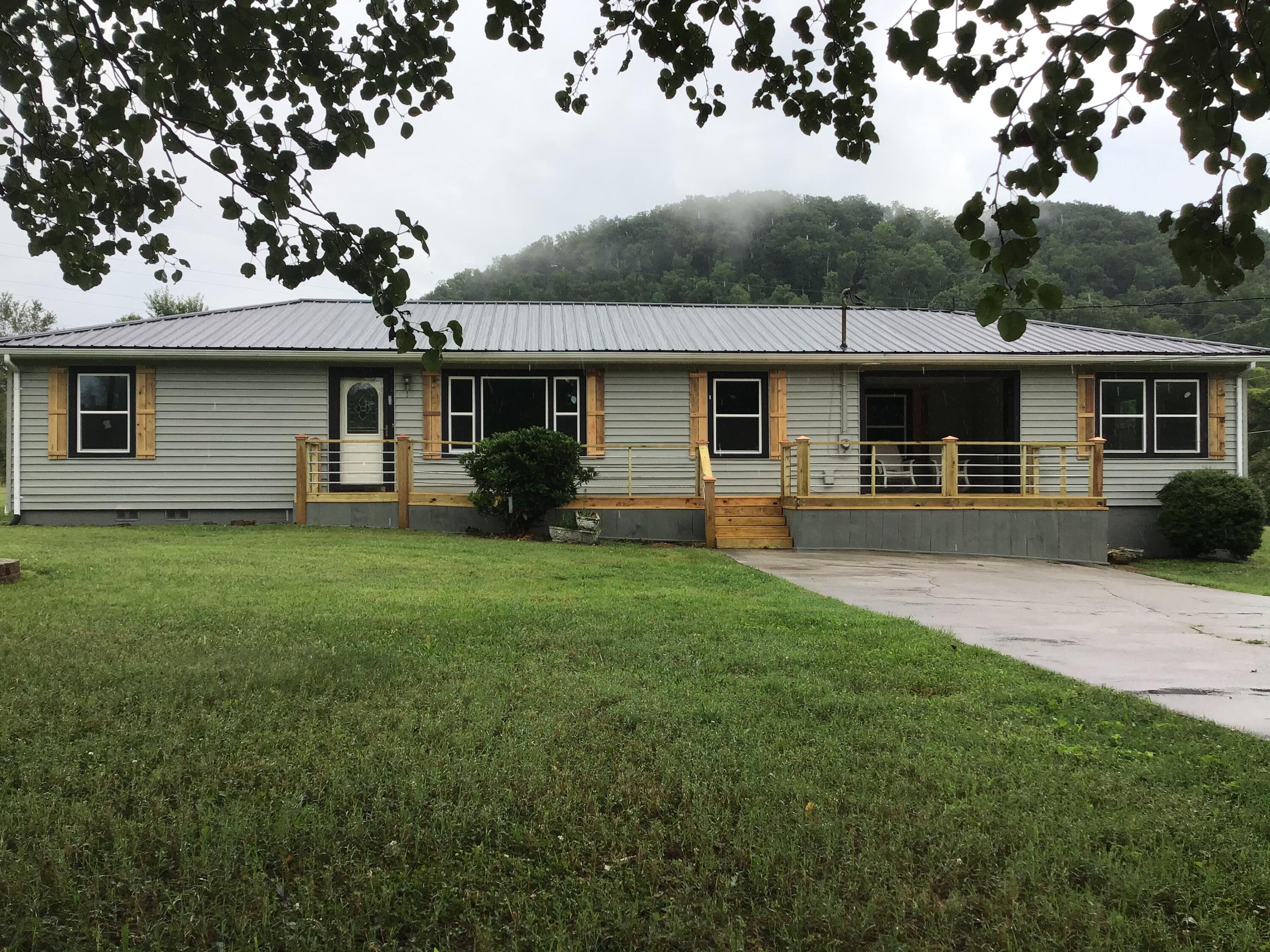 7910 Munsey Road Corryton, TN 37721 - Photo 2 of 38 76AEC060-0AC1-4895-AE1F-0AE4D0136841