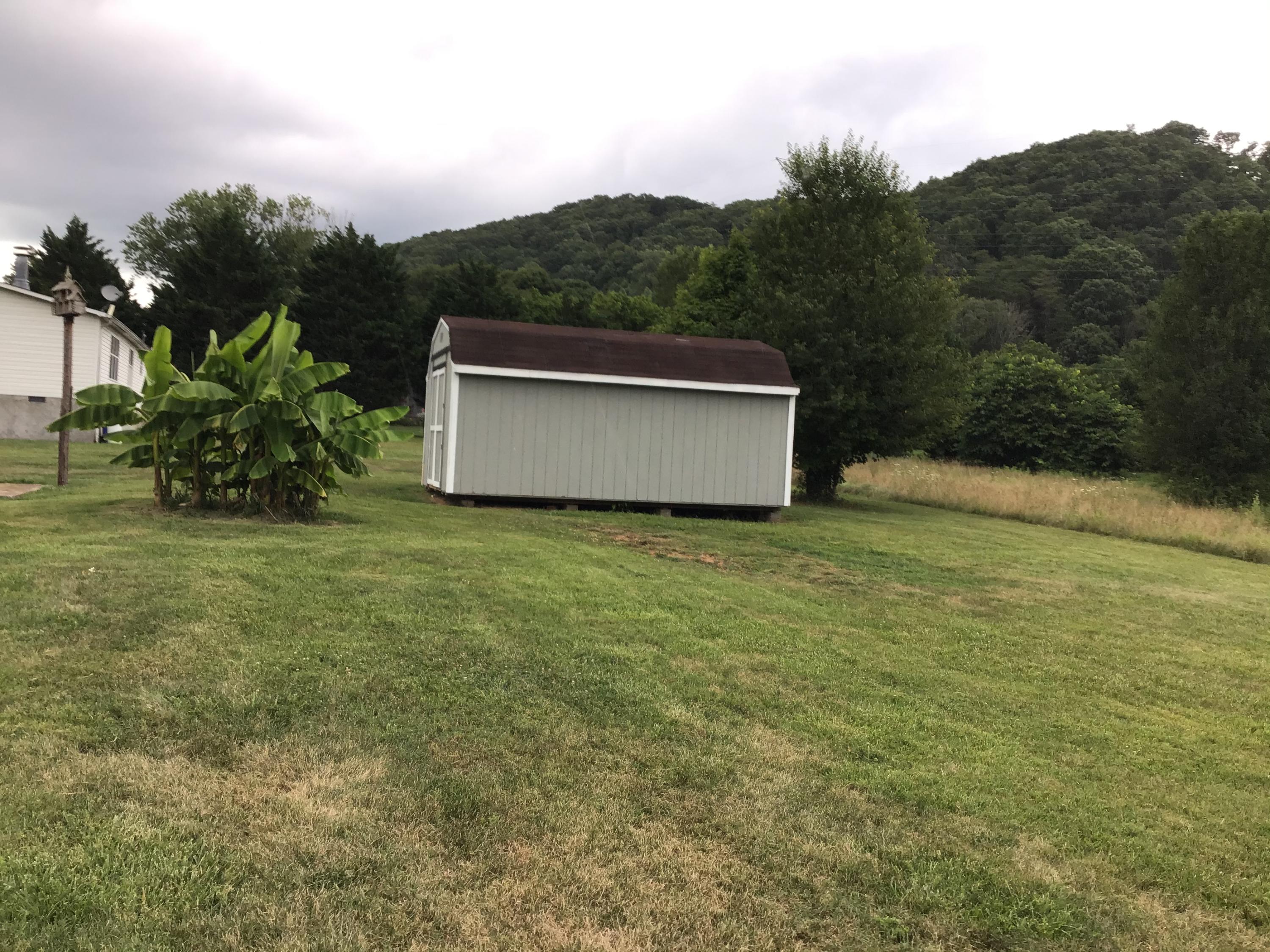 7910 Munsey Road Corryton, TN 37721 - Photo 6 of 38 E2ED2AF7-A705-42C0-8F7D-AF6D82432239