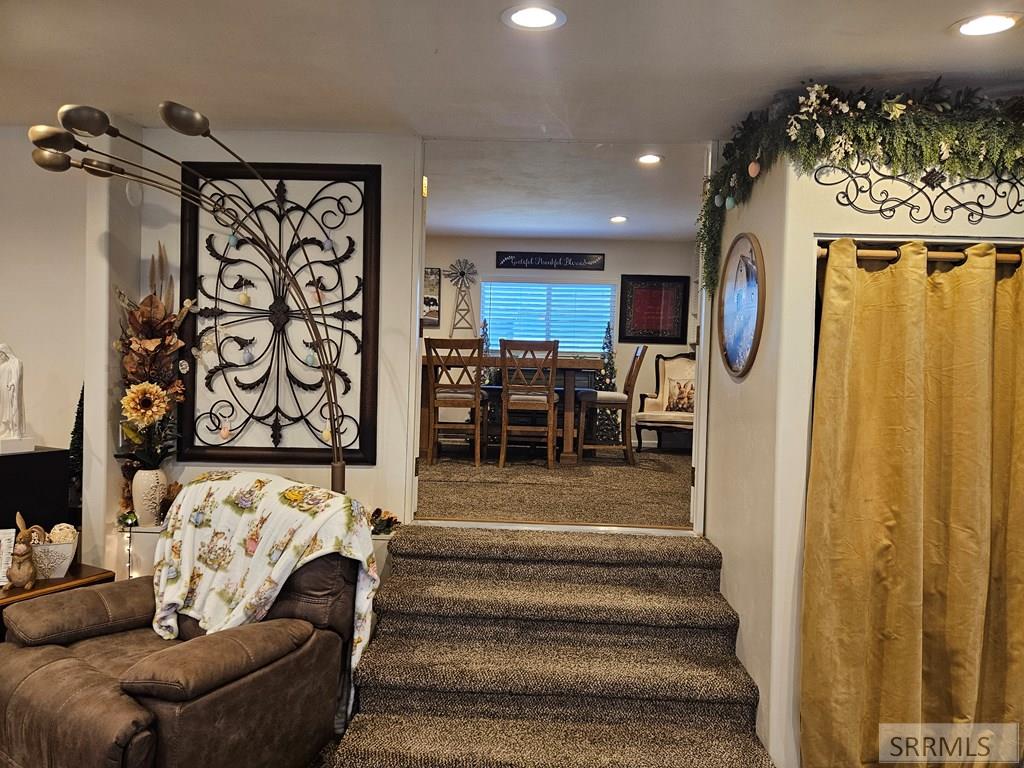 402 Violet Street Rexburg, ID 83440 - Photo 14 of 21