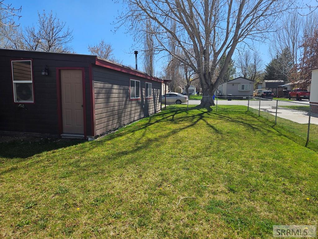 402 Violet Street Rexburg, ID 83440 - Photo 10 of 21