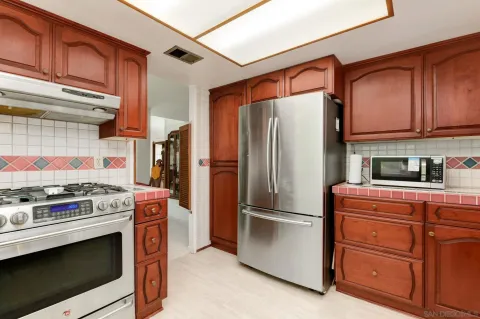 $1,449,000 | 3761 Mt Ashmun Place, San Diego, CA 92111