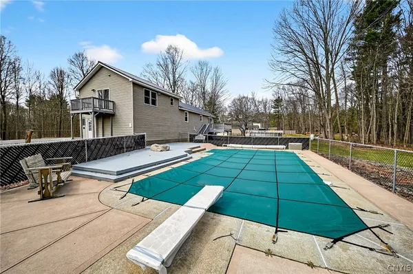 $369,900 | 70 Tannery Road, Constantia, NY 13044