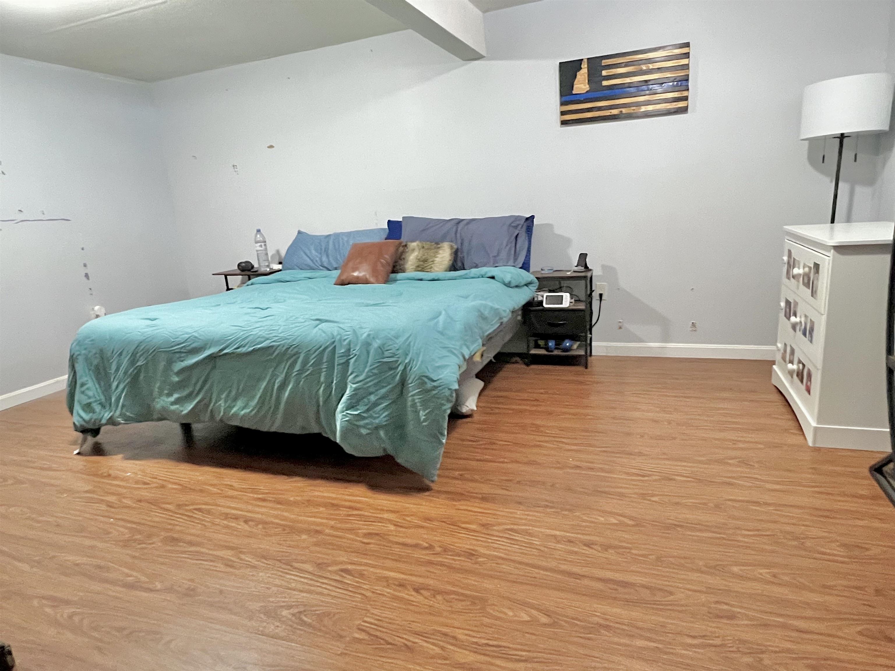 206 Calef Road Manchester, NH 03103 - Photo 11 of 15