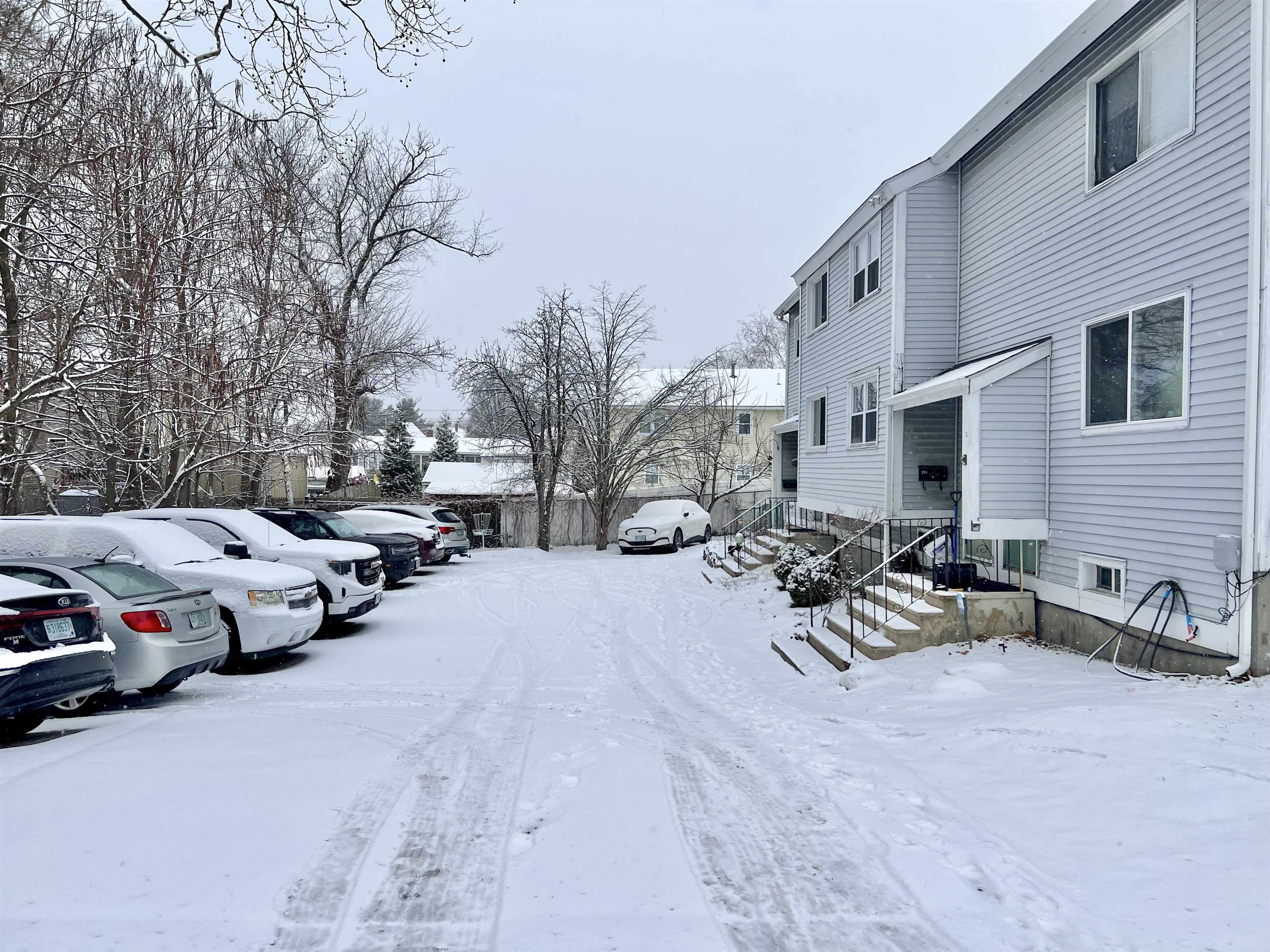 206 Calef Road Manchester, NH 03103 - Photo 15 of 15