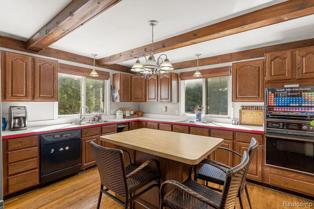2715 Cullen Road Howell, MI 48855 - Photo 23 of 88 Gallery Image 23