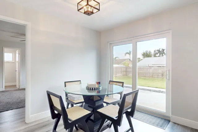 $359,000 | 103 Southeast Norfolk Boulevard, Stuart, FL 34997