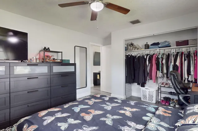 $359,000 | 103 Southeast Norfolk Boulevard, Stuart, FL 34997