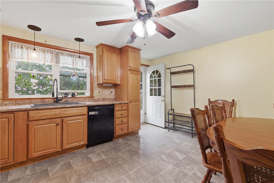 107 Irene Boulevard Woonsocket, RI 02895 - Photo 3 of 21