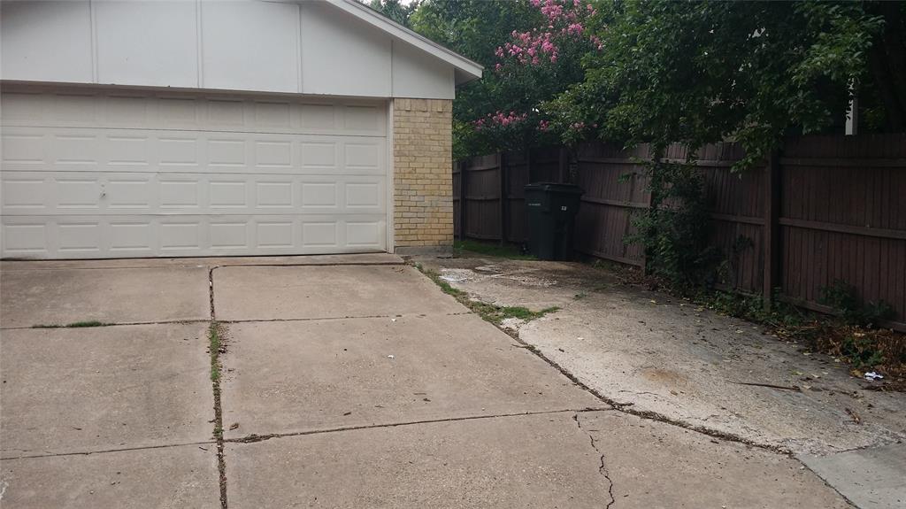 1756 Crystal Way Plano, TX 75074 - Photo 13 of 14 a backyard of a house