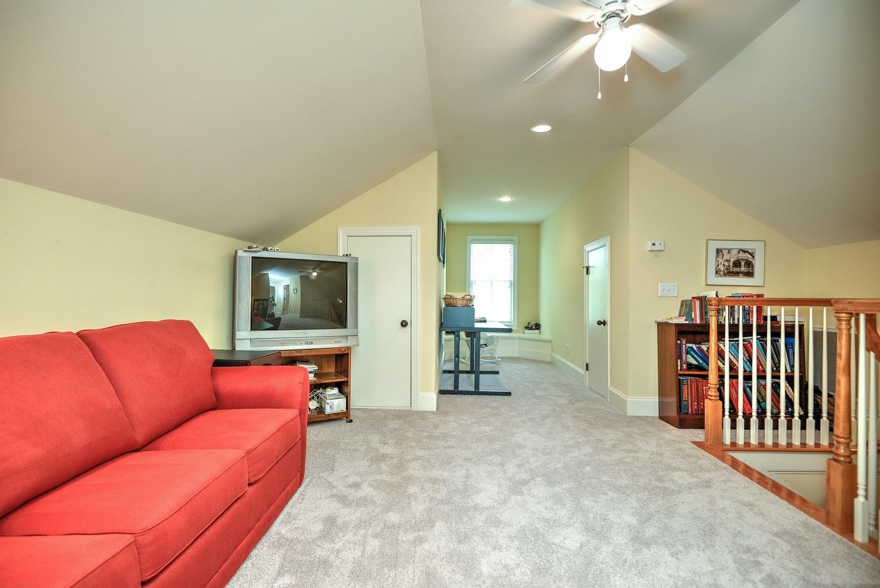 210 Little Palm Loop Mount Pleasant, SC 29464 - Photo 18 of 22 Third Floor Loft