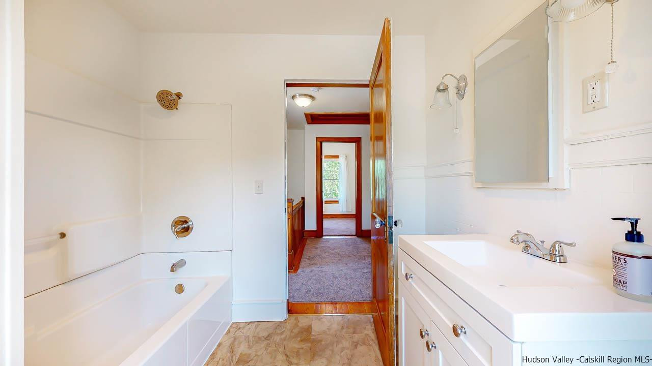 3093 Rte 9W Saugerties, NY 12477 - Photo 16 of 25 Photo 16
