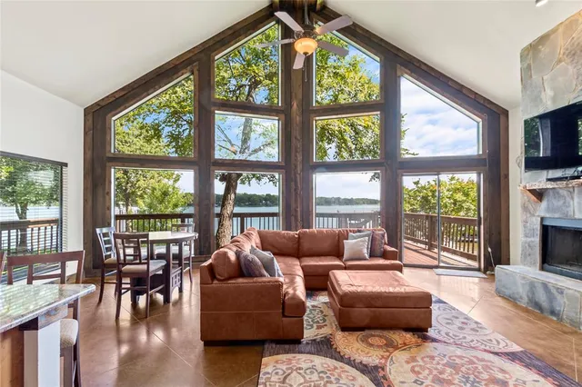 $619,000 | 11178 Lakeside Drive, Mabank, TX 75156