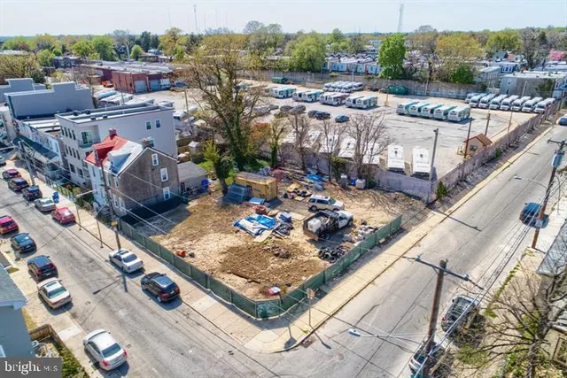 a view of a terrace with sky view