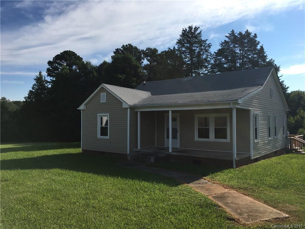 722 North Main Street Stanley, NC 28164 - Photo 1 of 21