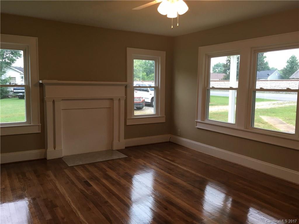 722 North Main Street Stanley, NC 28164 - Photo 4 of 21