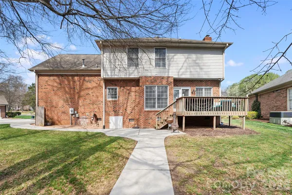 $513,900 | 2000 Stoney Creek Drive Northwest, Concord, NC 28027