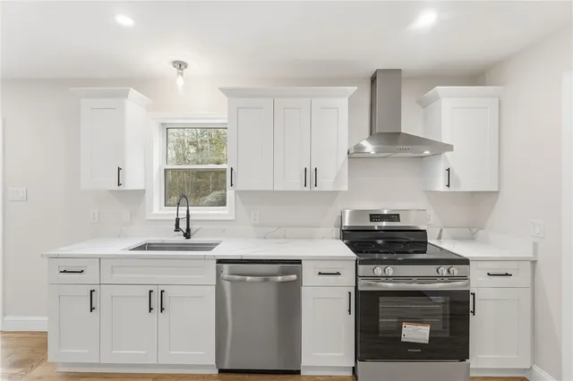 $515,000 | 801 Tunk Hill Road, Scituate, RI 02825