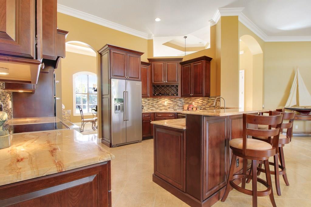 4901 Southeast Inlet Isle Way Stuart, FL 34997 - Photo 10 of 37 Gallery Image 10