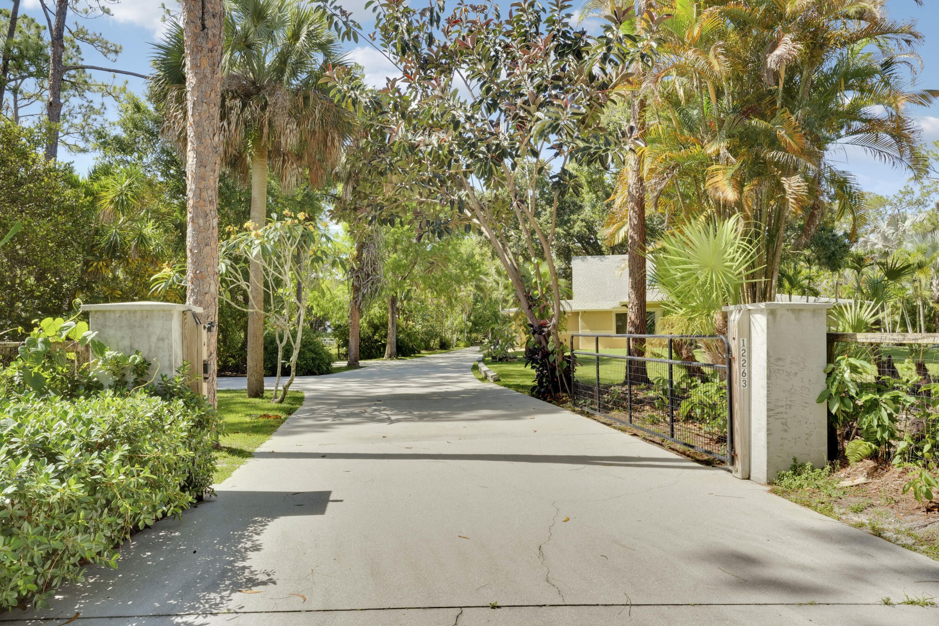12263 Sandy Run Road Jupiter, FL 33478 - Photo 62 of 71 Gate / Entryway