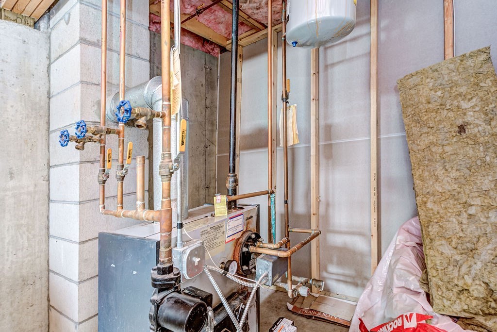 40 Sawyer Street Gardner, MA 01440 - Photo 31 of 37 a view of balcony and patio