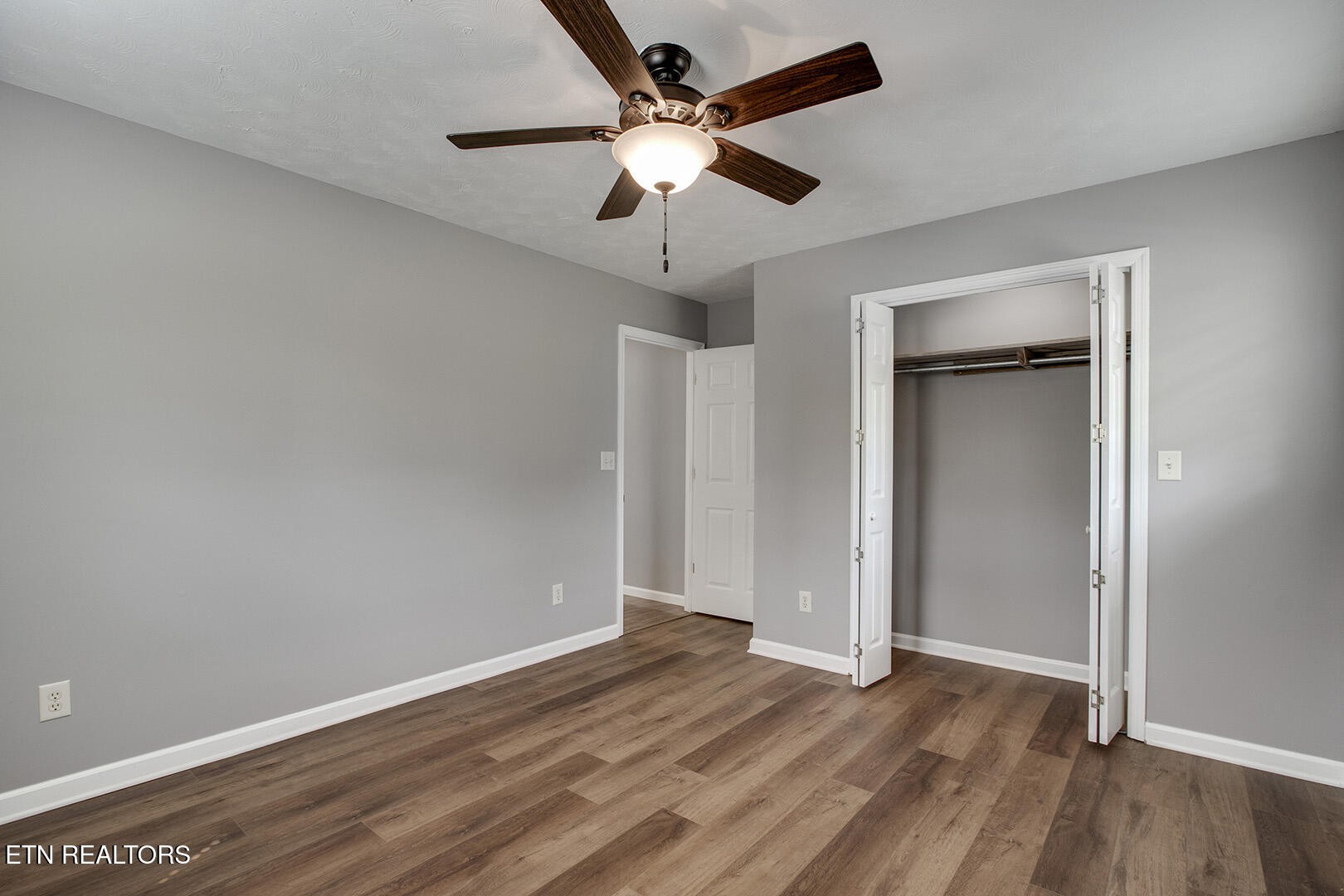 609 Lakewood Drive Decatur, TN 37322 - Photo 19 of 60 wooden floor in an empty room