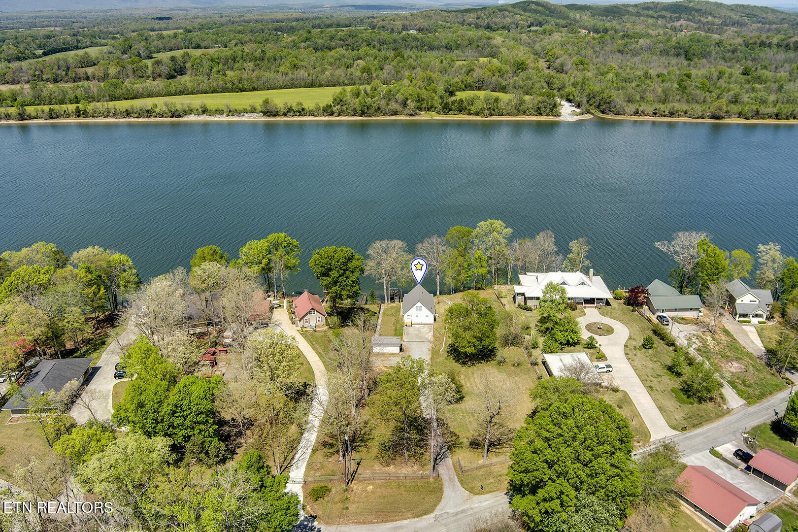 609 Lakewood Drive Decatur, TN 37322 - Photo 56 of 60 an aerial view of a residential houses with outdoor space