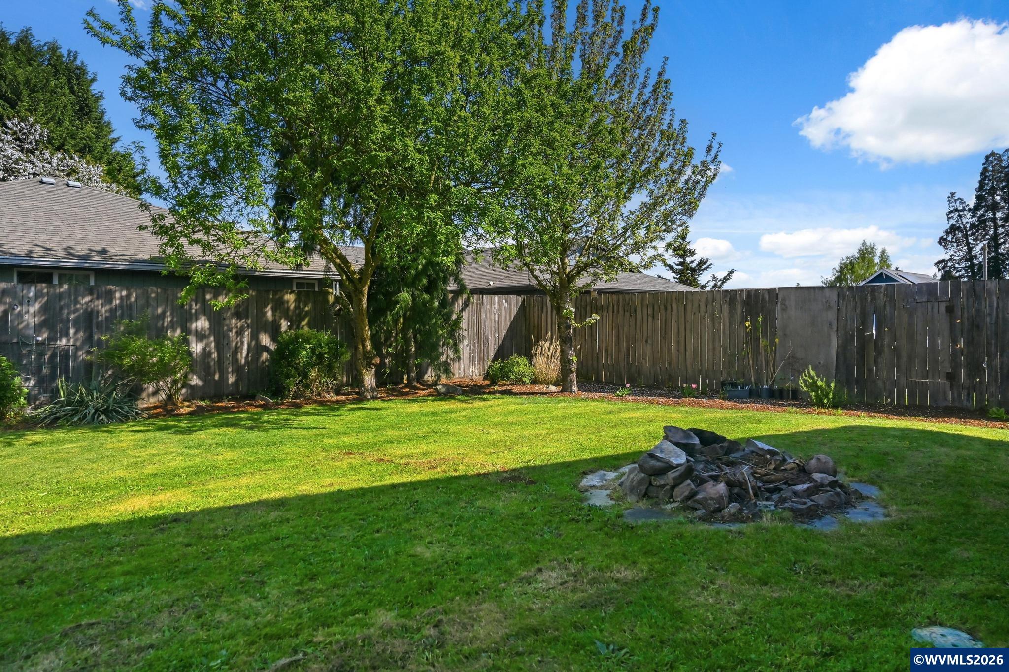 624 North Pershing Street Mount Angel, OR 97362 - Photo 42 of 47