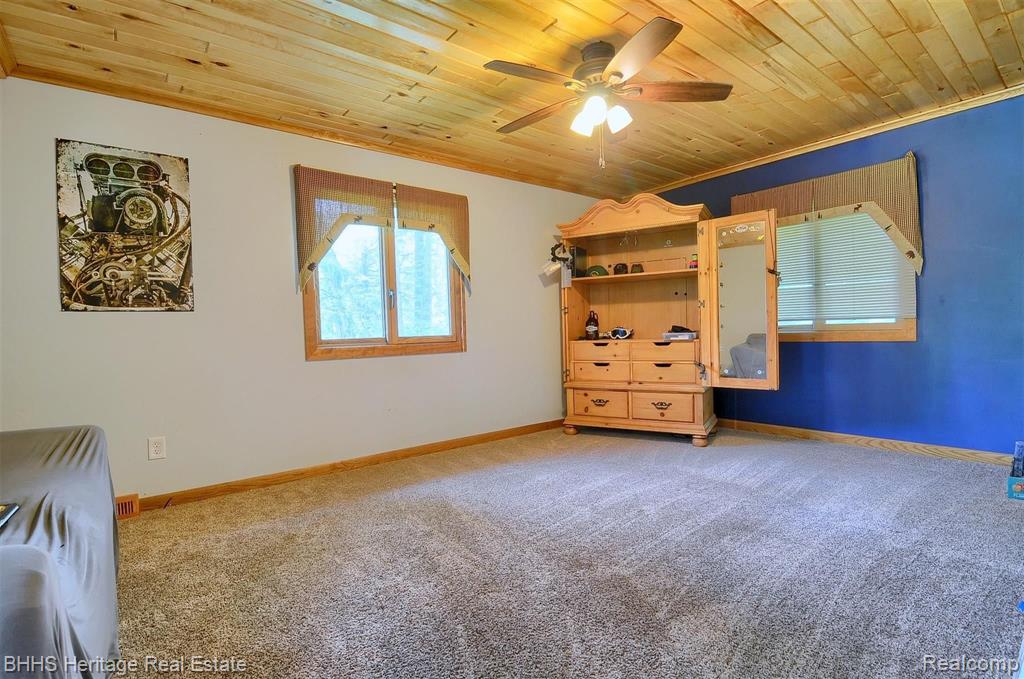 8415 McClements Road Brighton, MI 48114 - Photo 29 of 42