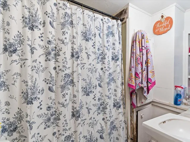 $240,000 | 297 Highway 10, Motley, MN 56466