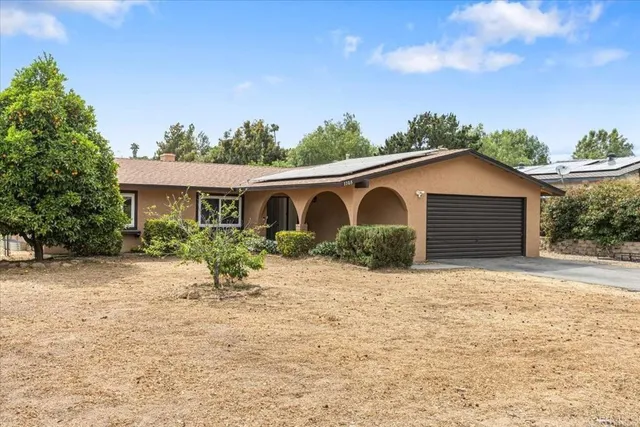 $830,000 | 1105 VÃa Prado, Fallbrook, CA 92028